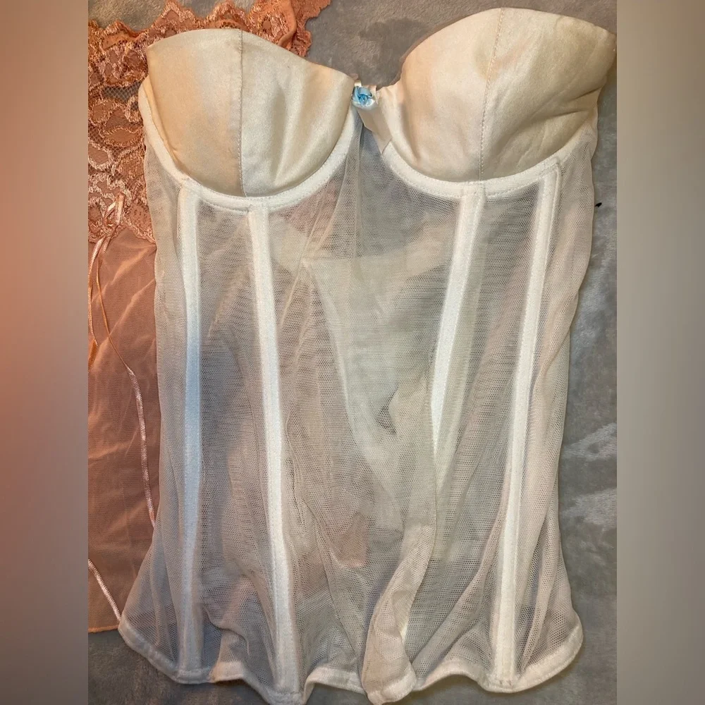 Lace Bra Collection - Peach and Ivory - Picture 6 of 14